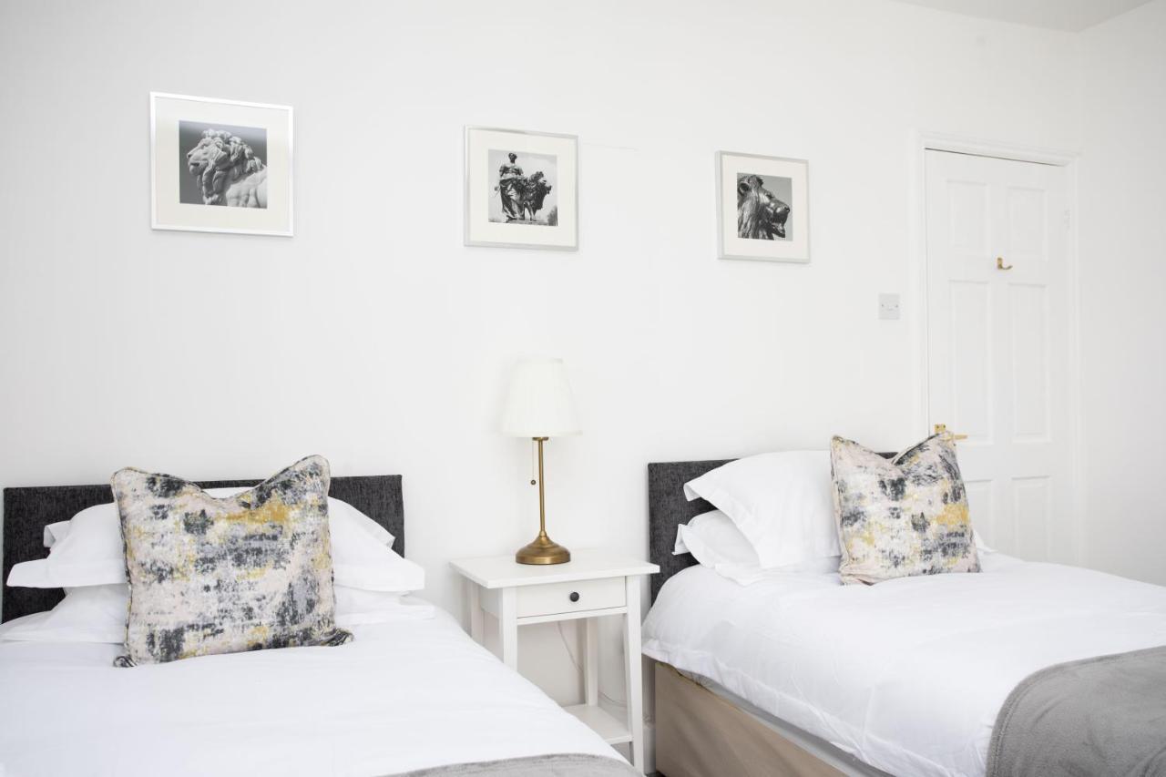 30 Percent Off Monthly Stays - City Centre - 3 Bedrooms St Albans Экстерьер фото