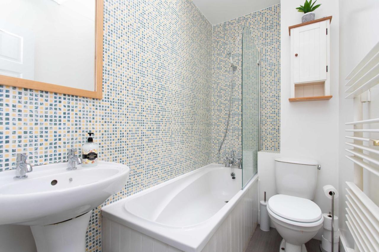 30 Percent Off Monthly Stays - City Centre - 3 Bedrooms St Albans Экстерьер фото