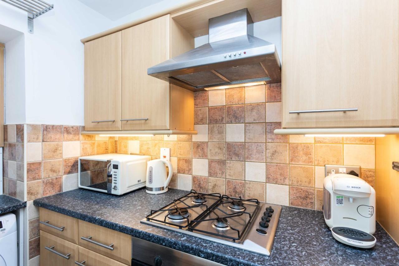 30 Percent Off Monthly Stays - City Centre - 3 Bedrooms St Albans Экстерьер фото